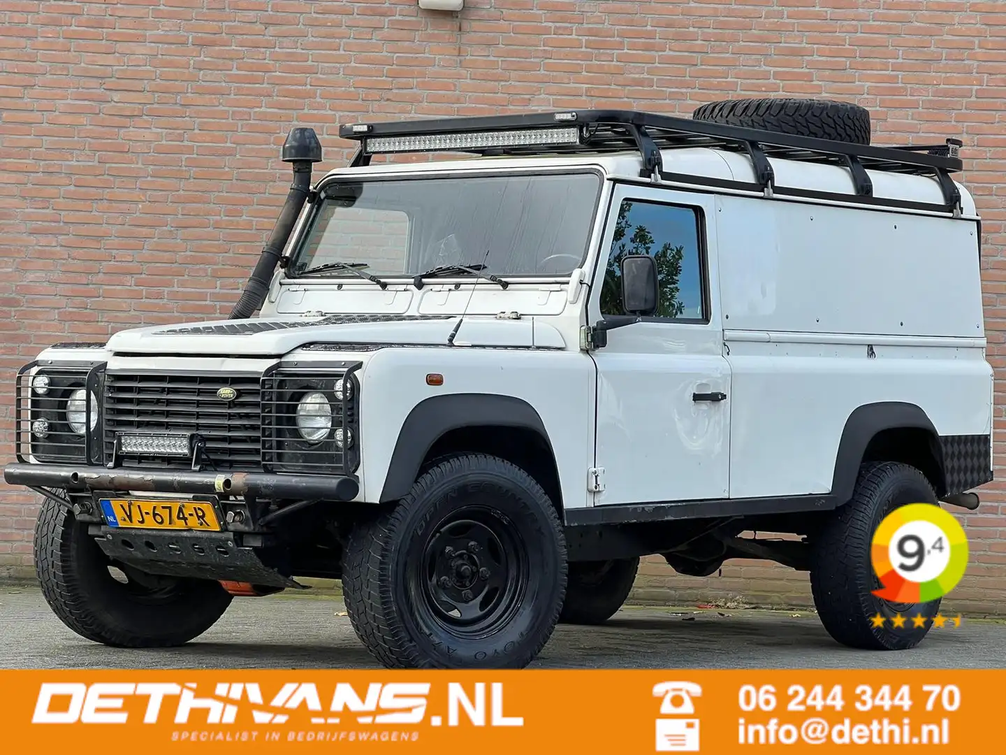 Land Rover Defender 110" 2.5 Td5 Commercial Beyaz - 1