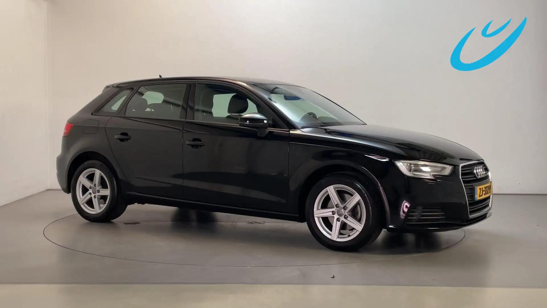 Audi A3 Sportback 30 TFSI Pro Line Navigatie Airco LED Ele Zwart - 1