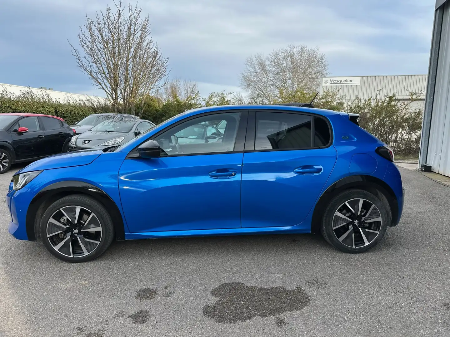Peugeot 208 GT Bleu - 2