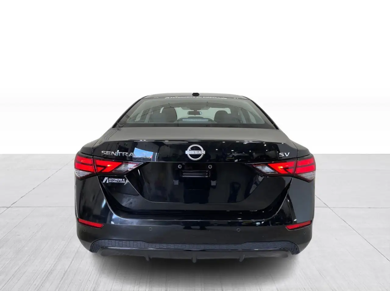 Nissan Sentra снимка Nissan Sentra