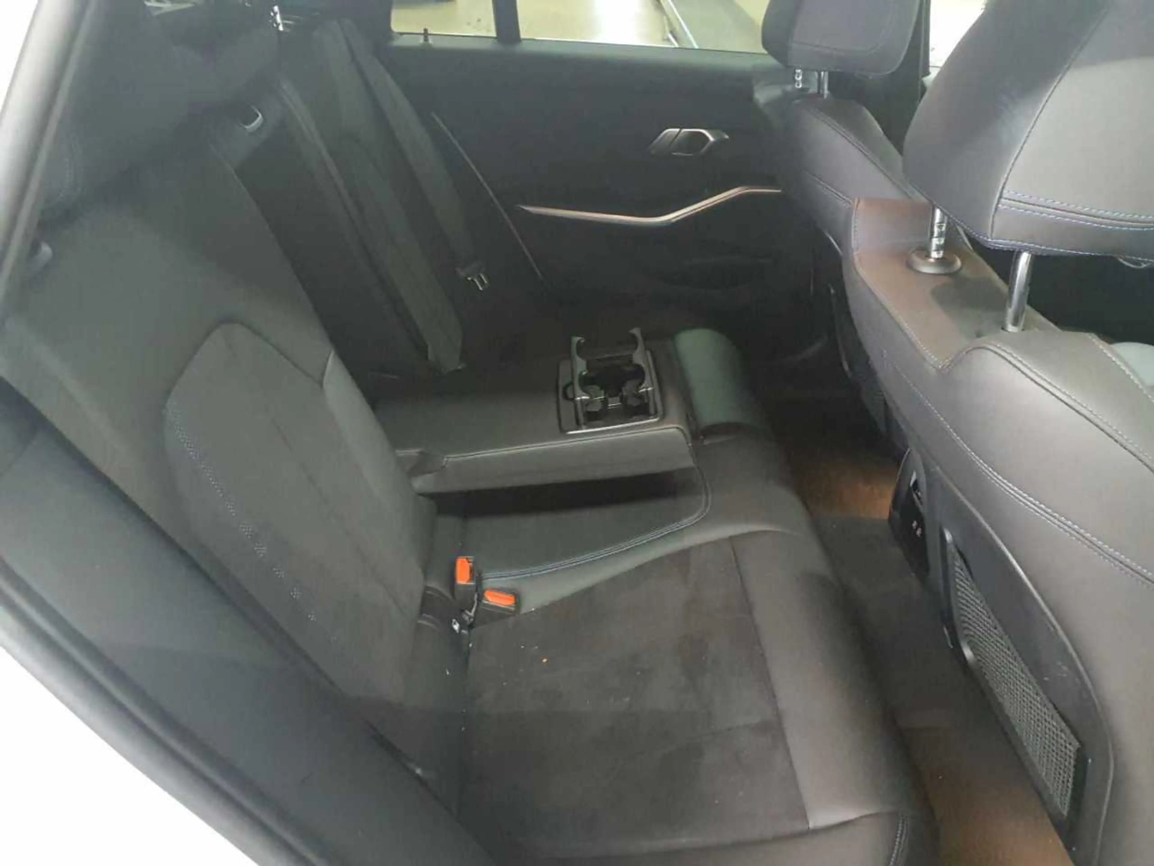 BMW 320 320d Touring Aut. M Sport Navi LED — photo 13