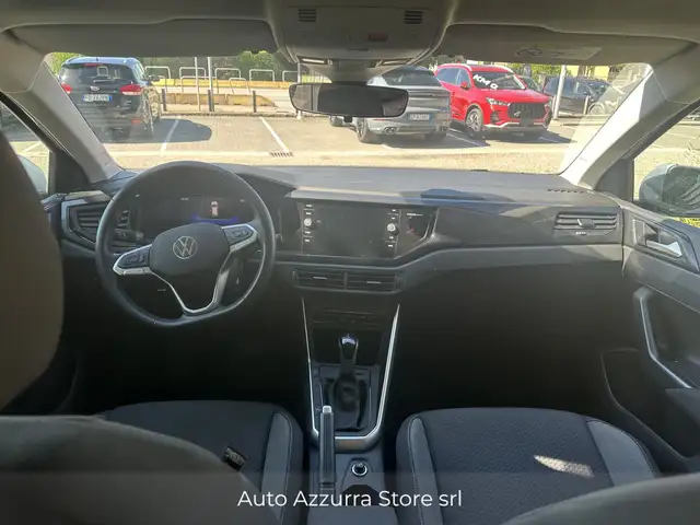 Volkswagen Polo view 11