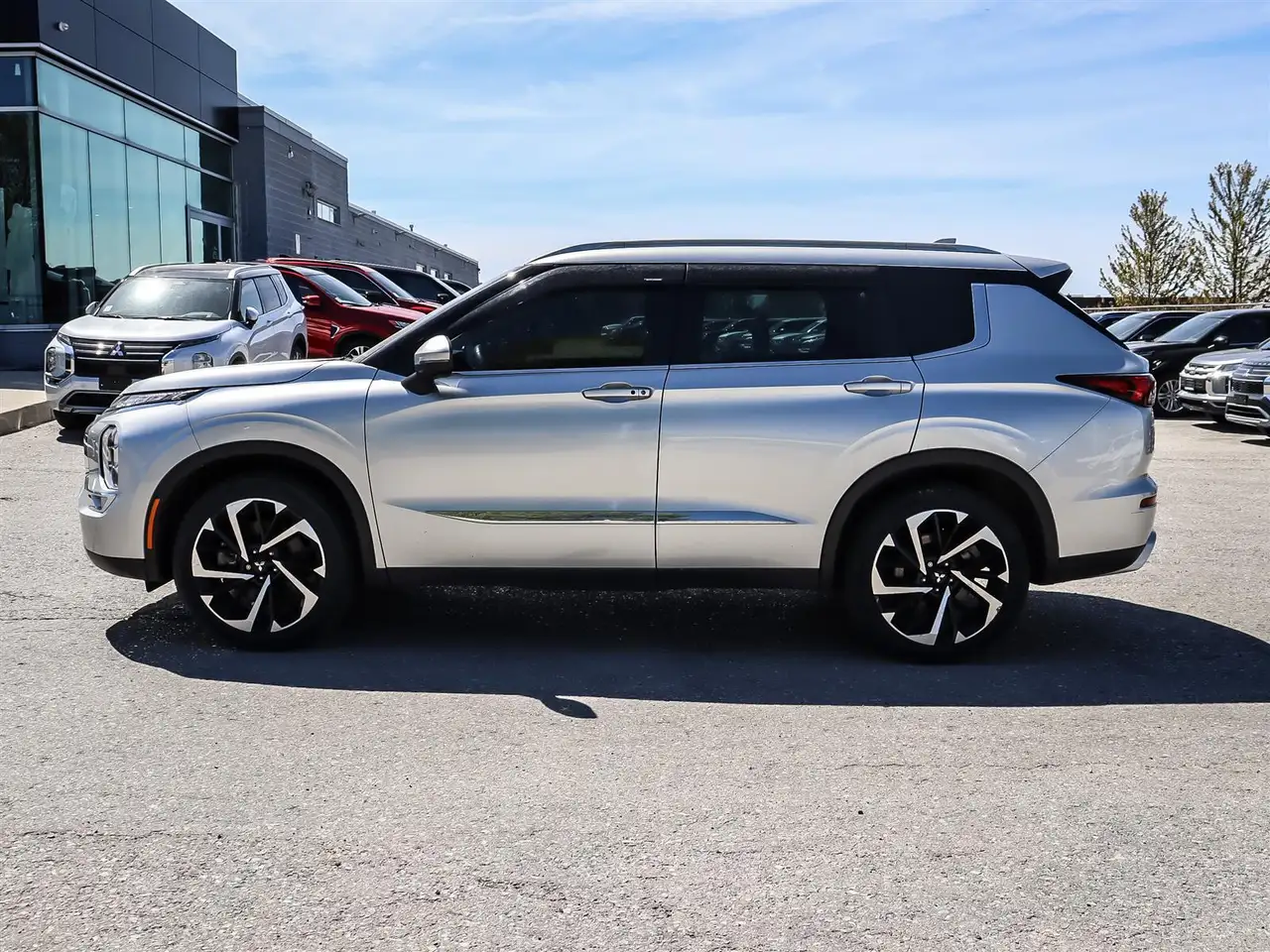 Mitsubishi Outlander снимка Mitsubishi Outlander