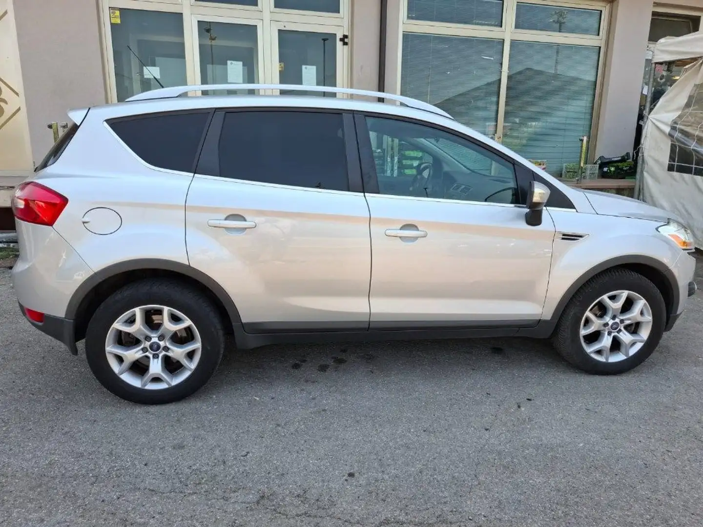 Ford Kuga 2.0 TDCi 163 CV 4WD Titanium DPF Grigio - 2