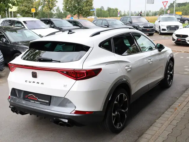 Cupra Formentor view 10
