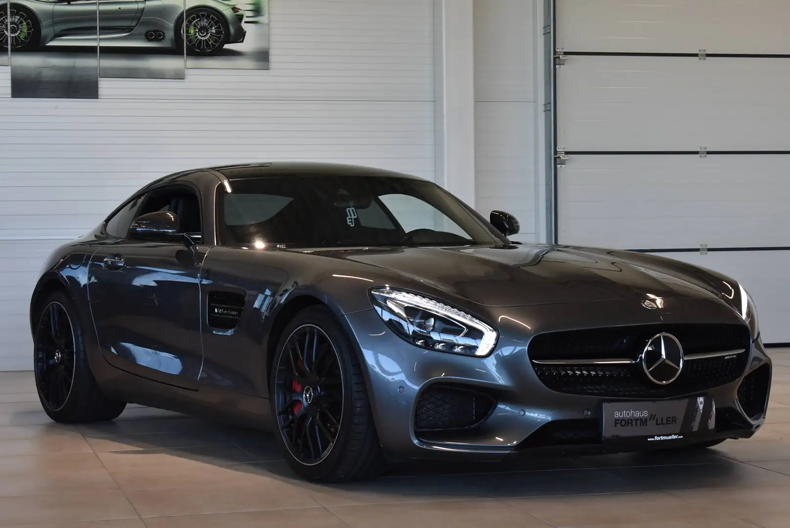 Mercedes-Benz AMG GT S Coupe /Carbon Paket /Performance Sitze Grau - 1