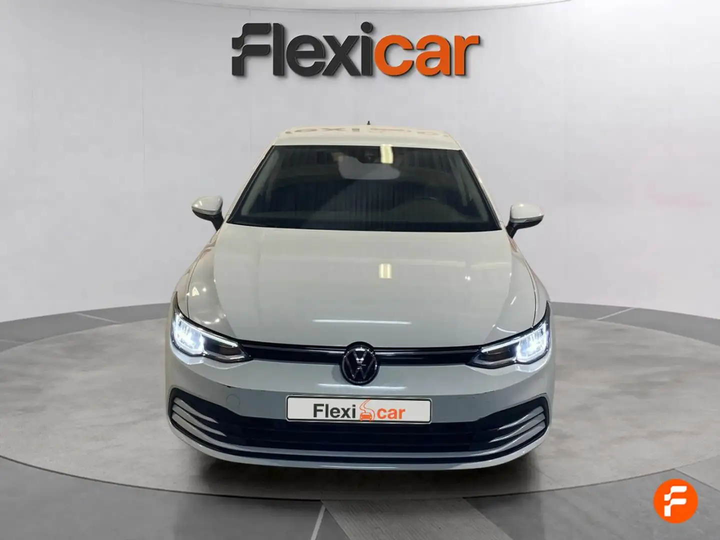 Volkswagen Golf 1.0 eTSI 81kW (110CV) DSG Bianco - 2