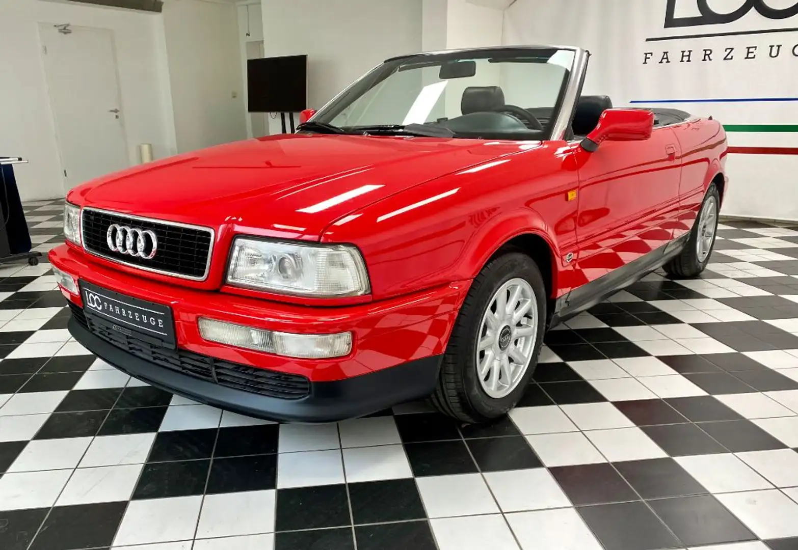 Audi Cabriolet 2.6 (E) Paket Sun Line Komfort+Sperrdifferential Rood - 2