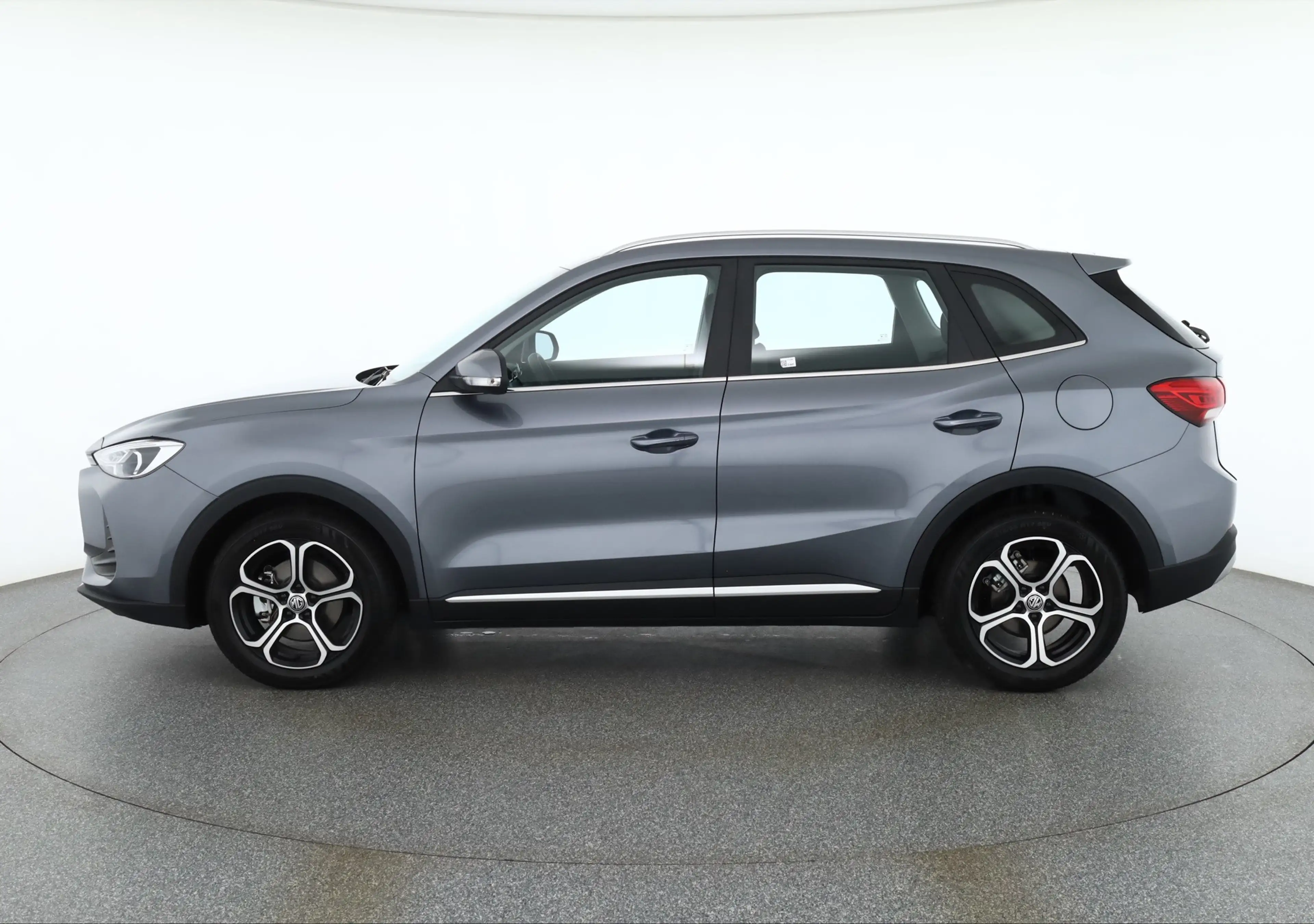 MG ZS 1.5 Hybrid Comfort Aut. LED ACC Navi Kamera — photo 2