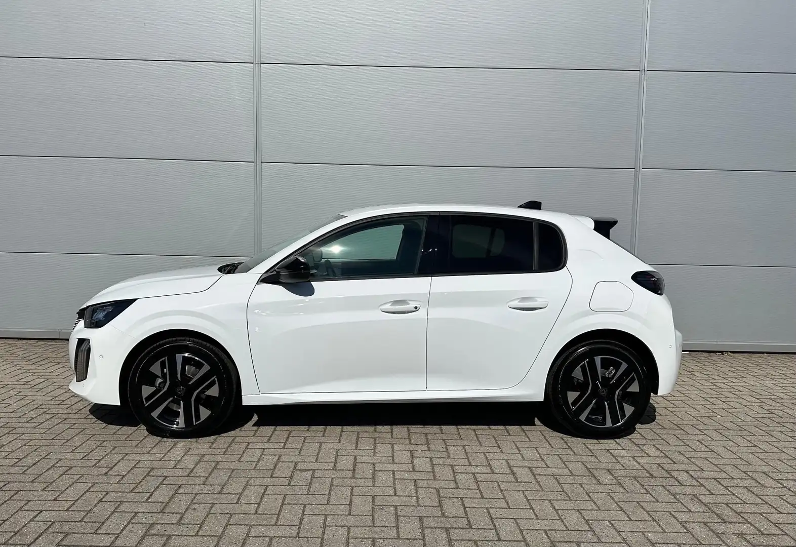 Peugeot 208 1.2 Hybrid 110 e-DCS6 Allure | Automaat | Navigati Weiß - 2