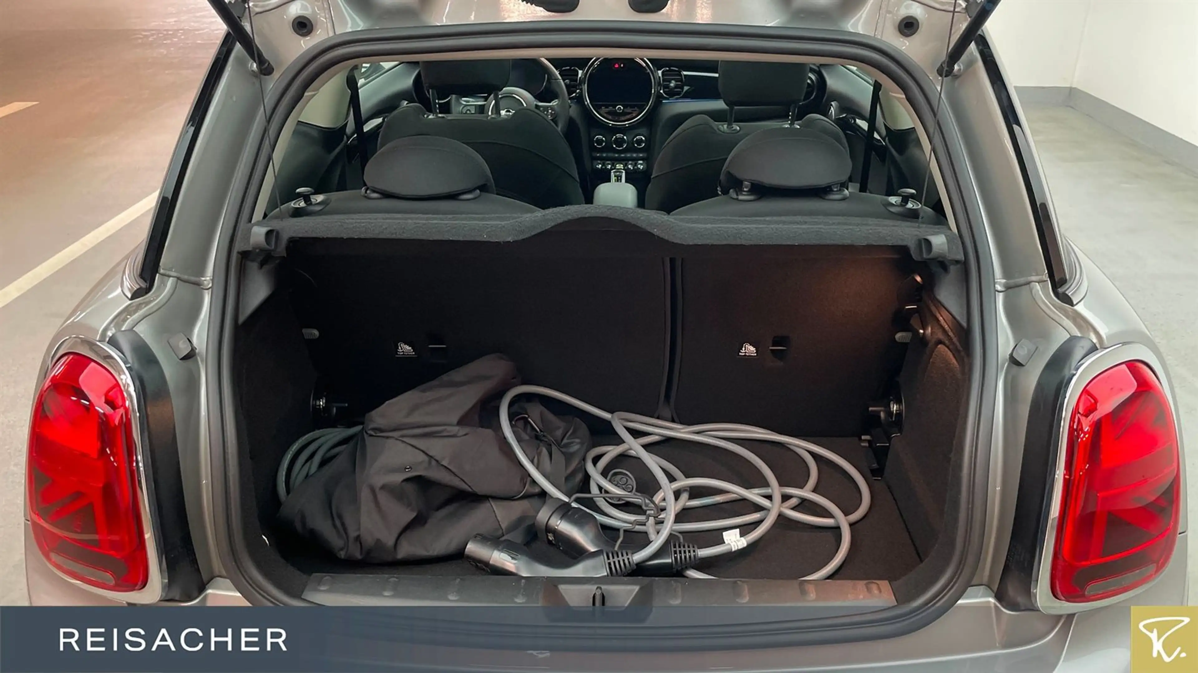 MINI Cooper SE A — photo 10