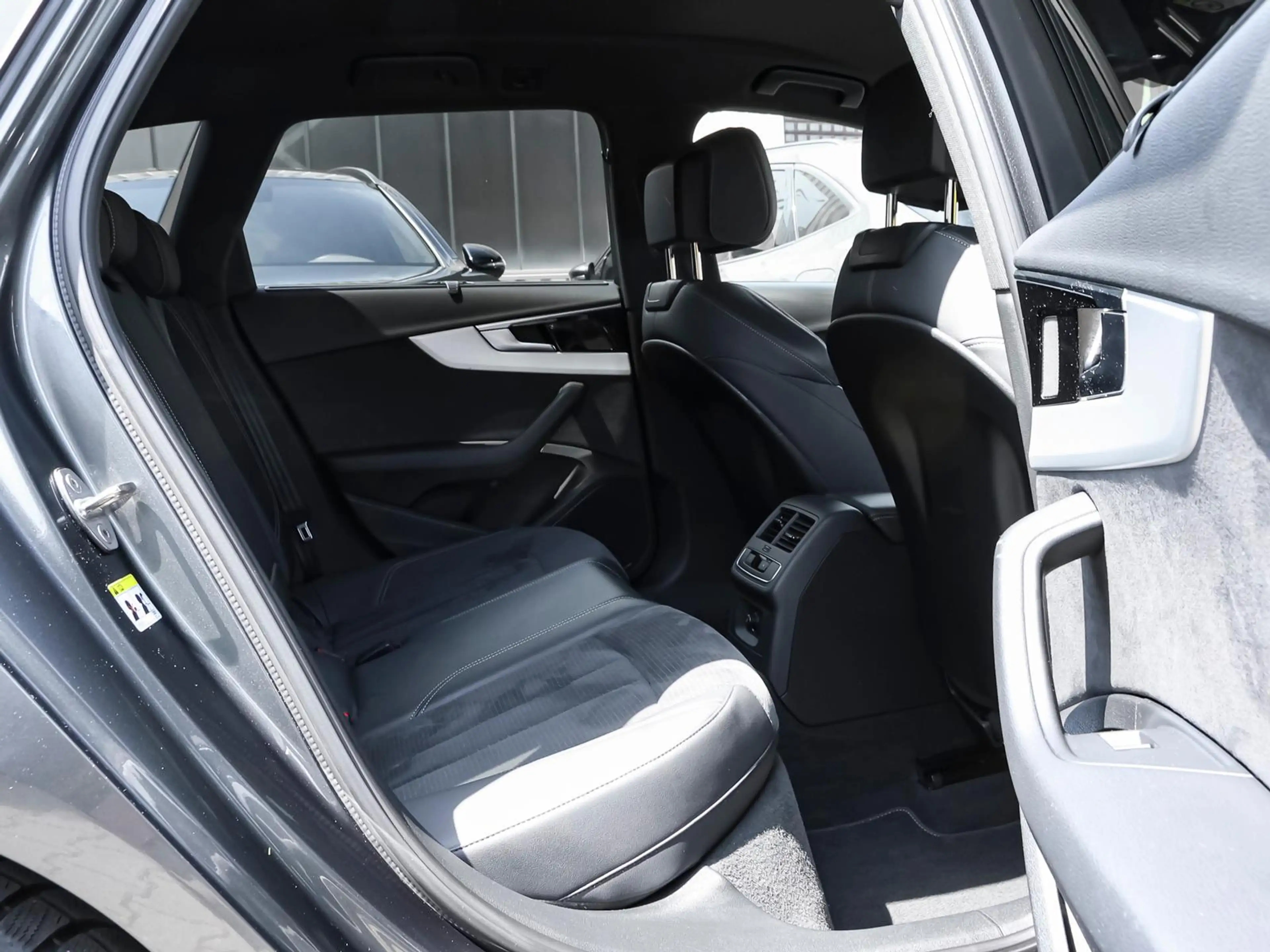 Audi S4 3.0 TDI quattro *HUD*MATRIX*VIRTUAL*NAVI* — photo 7