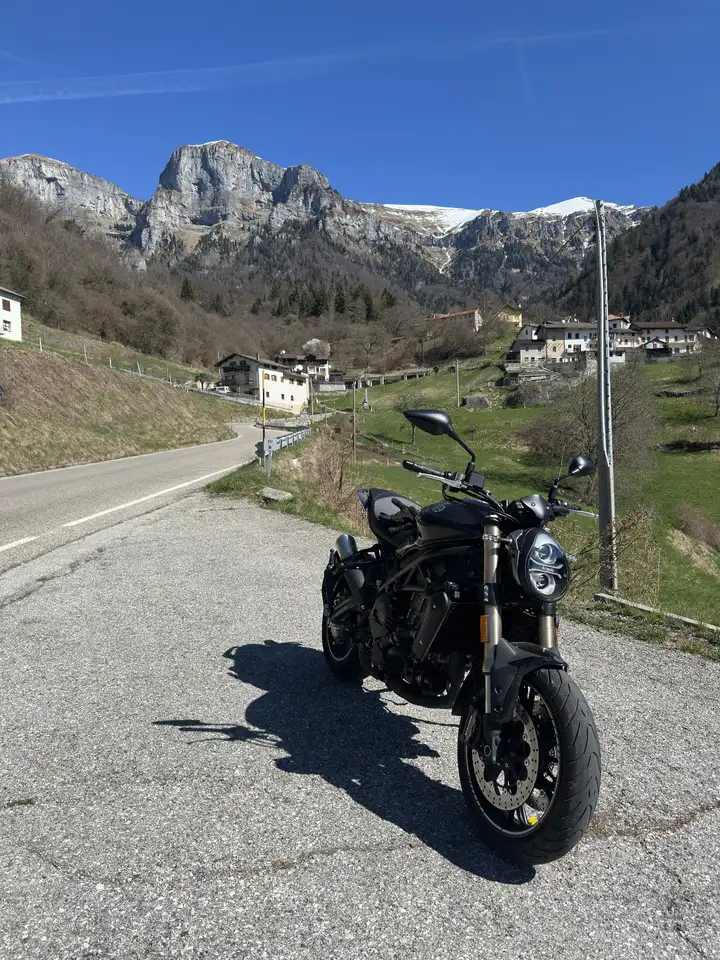 Benelli 752 S
