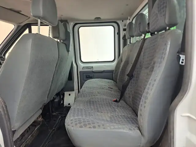 Ford Transit view 14