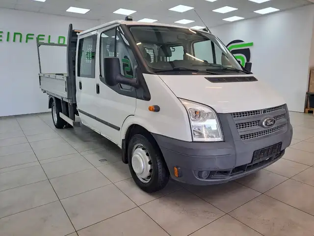 Ford Transit view 3