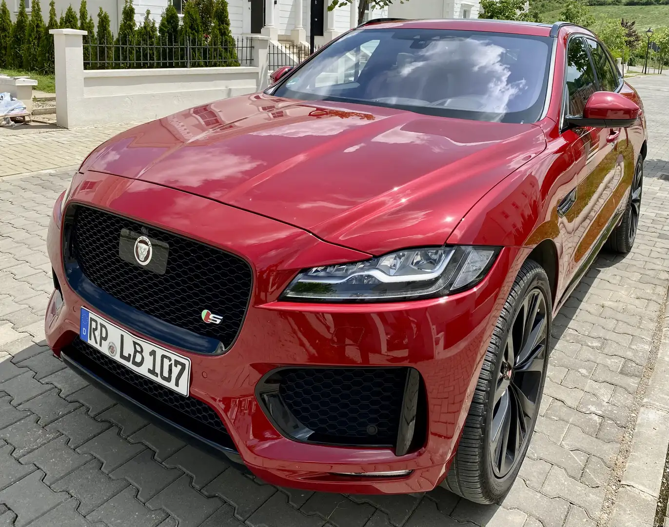 Jaguar F-Pace First Edition AWD Rojo - 1