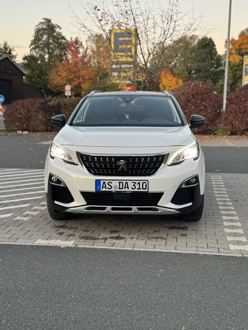 Peugeot 3008 BlueHDi 130 Stop & Start EAT8 Allure - 1