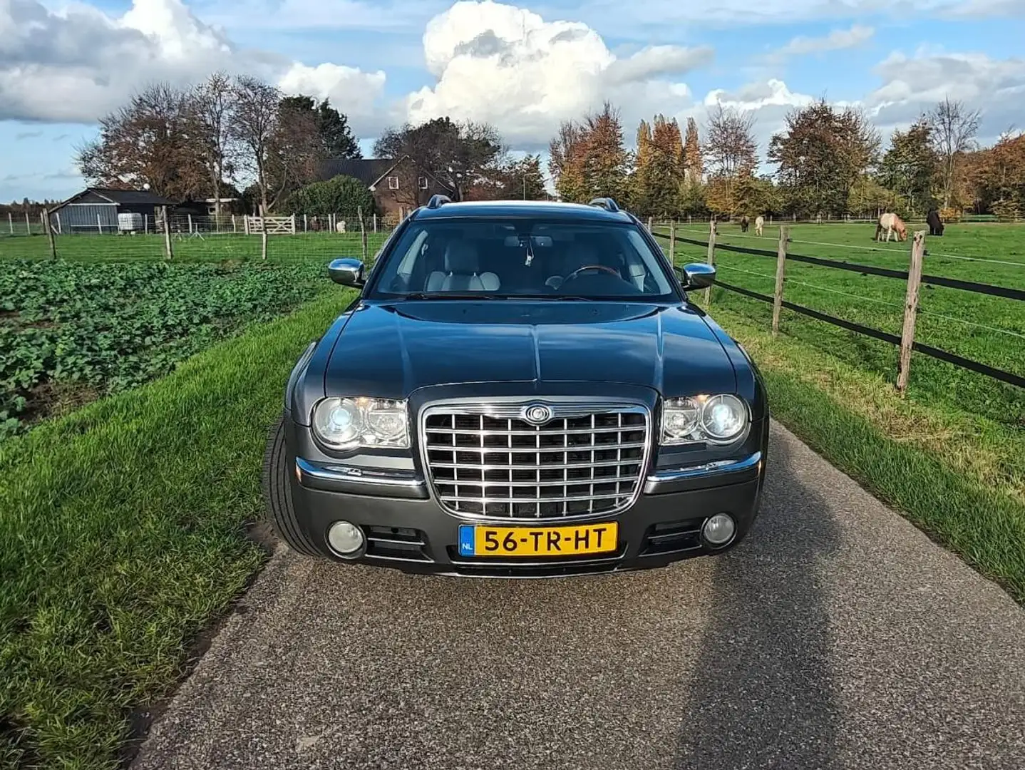 Chrysler 300C 300C 5.7 V8 HEMI Grijs - 2