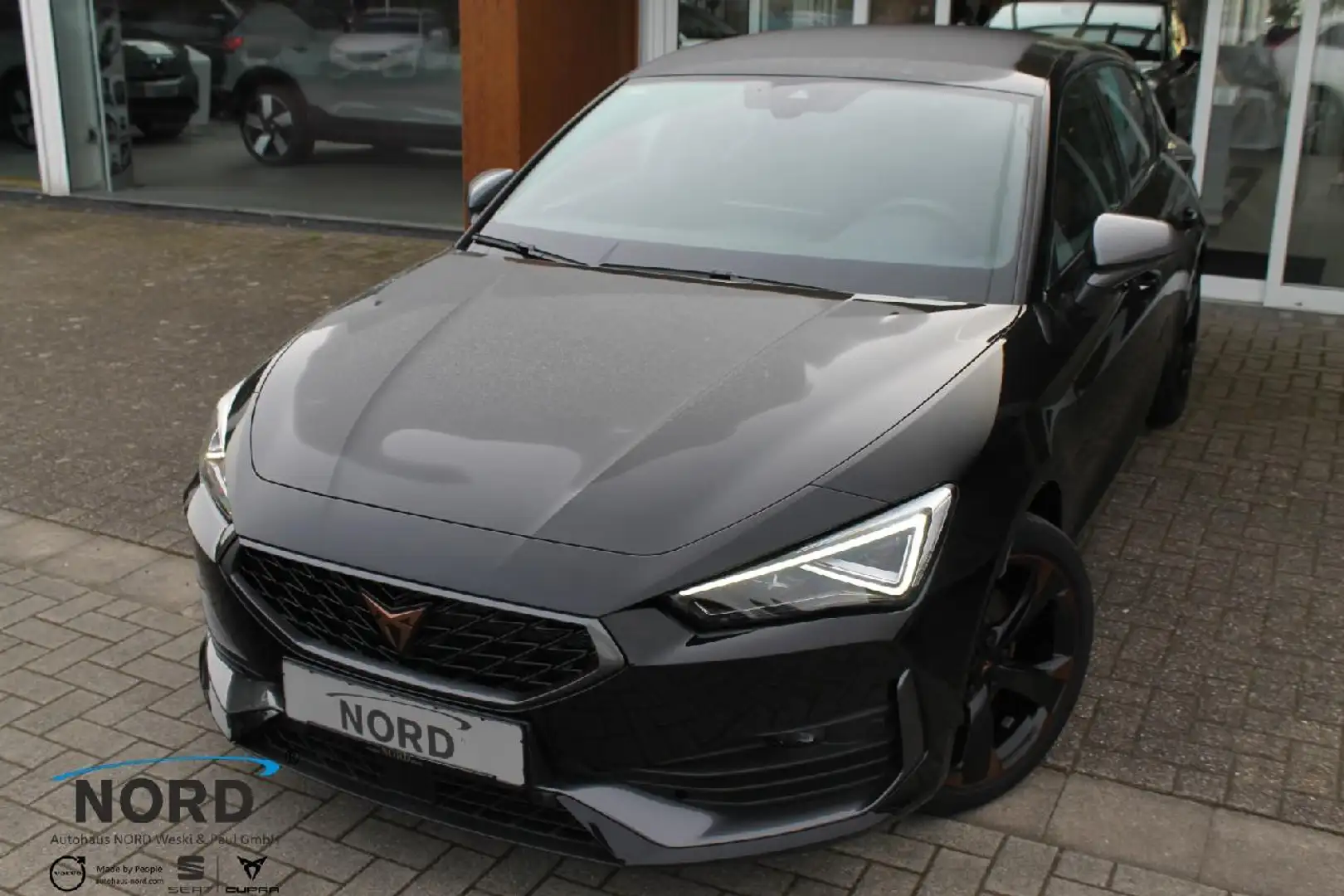 CUPRA Leon Basis - 1