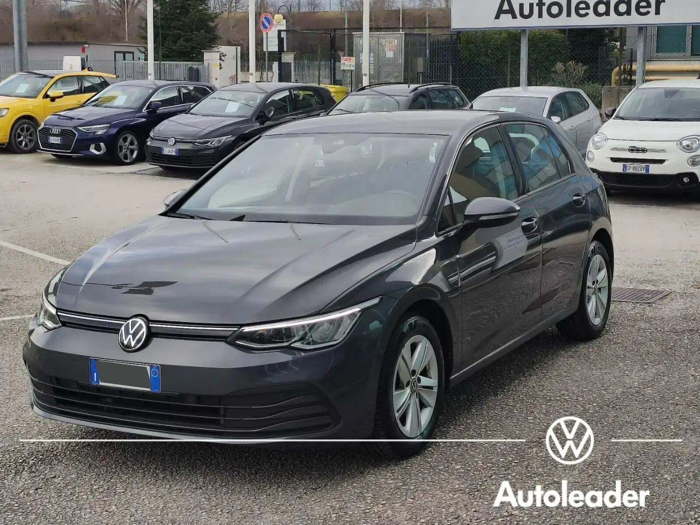 Volkswagen Golf 1.5 TGI DSG Life Grijs - 2