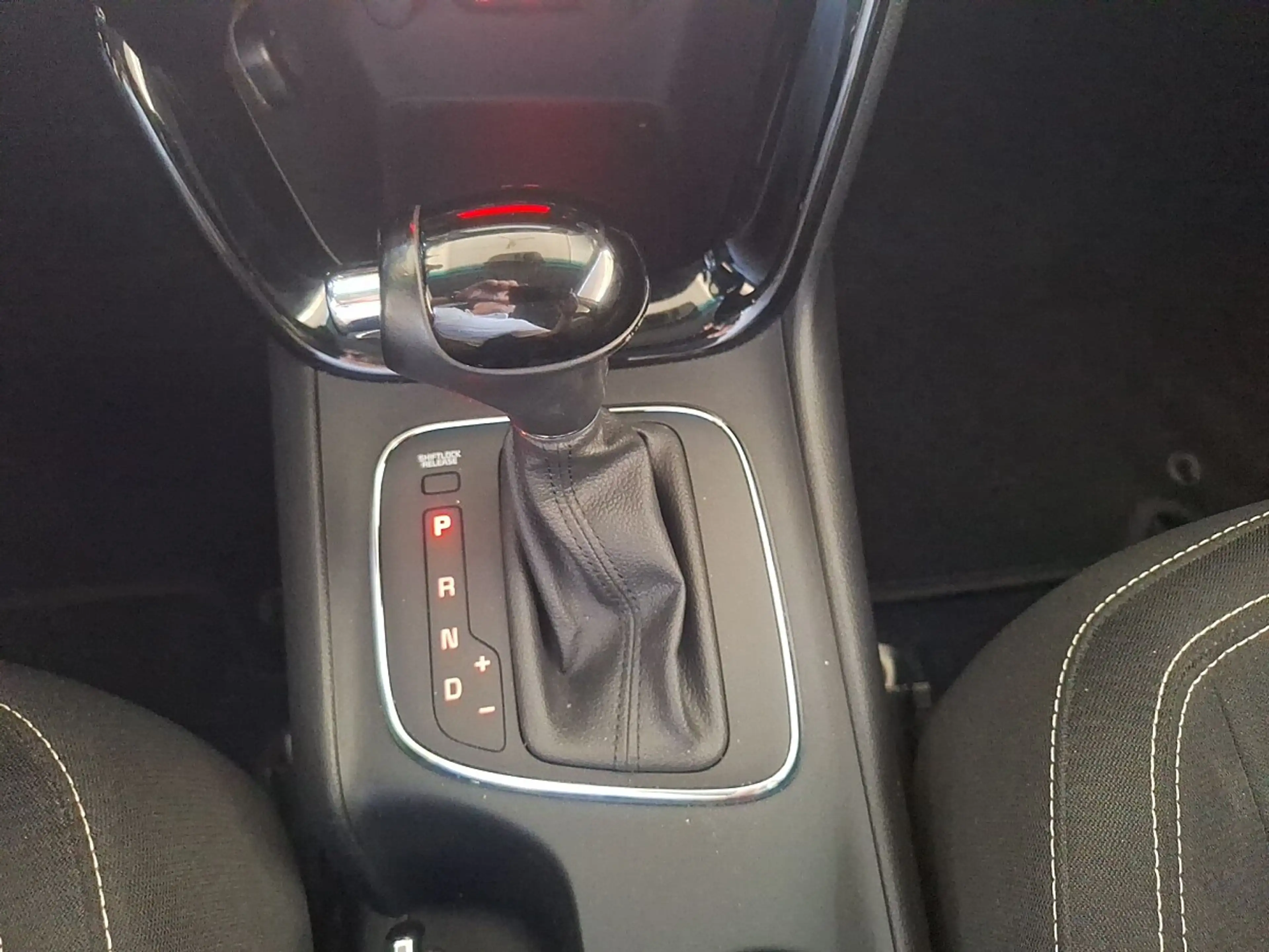 Kia Ceed SW / cee'd SW cee'd SW 1,6 CRDi ISG Österreich Edition DCT *AHK* — photo 14