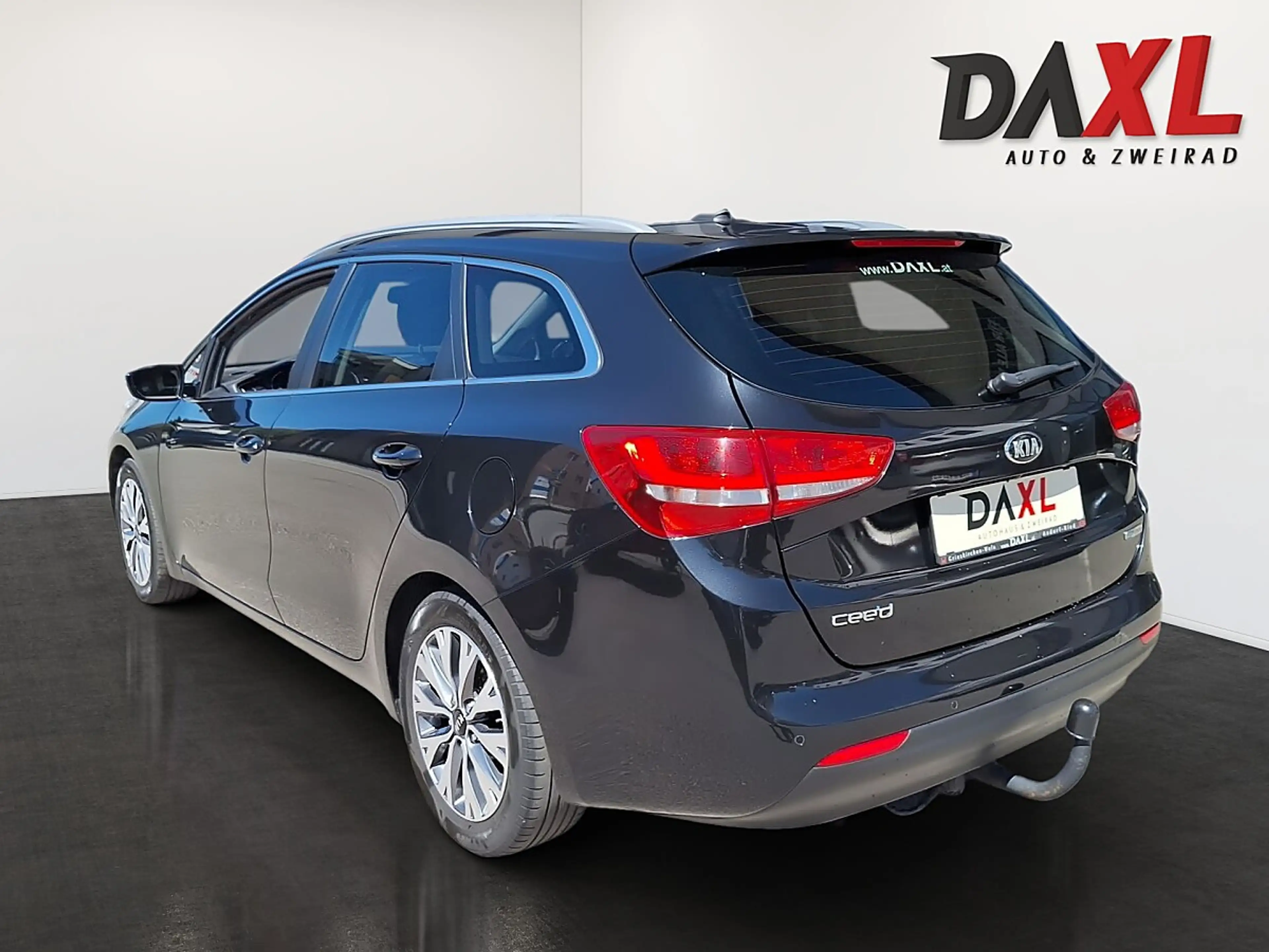 Kia Ceed SW / cee'd SW cee'd SW 1,6 CRDi ISG Österreich Edition DCT *AHK* — photo 7