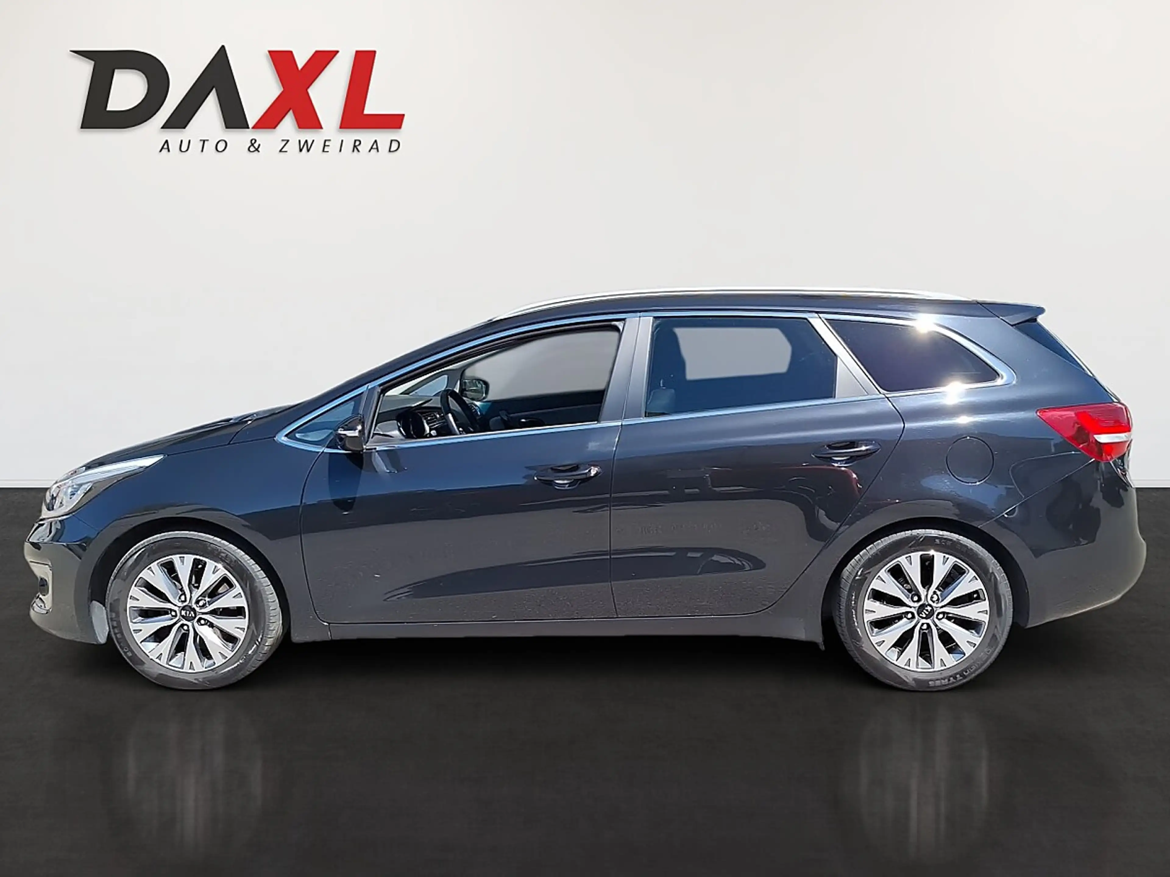 Kia Ceed SW / cee'd SW cee'd SW 1,6 CRDi ISG Österreich Edition DCT *AHK* — photo 8