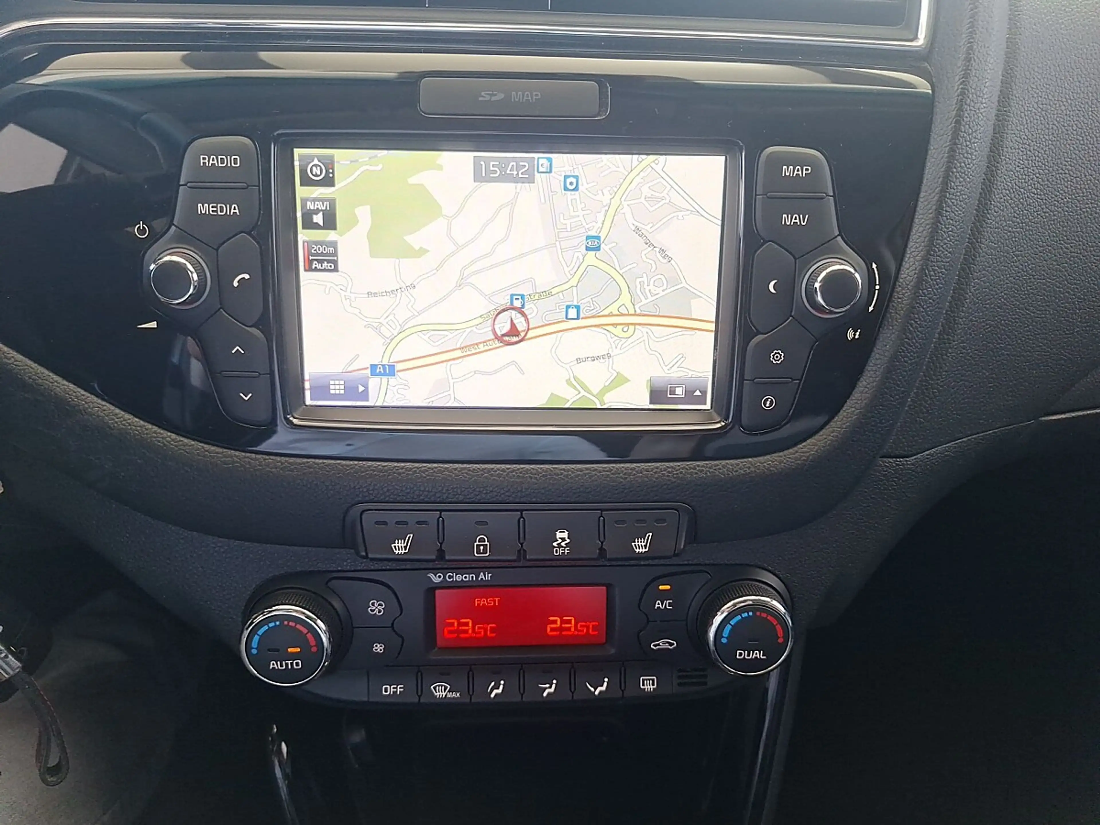 Kia Ceed SW / cee'd SW cee'd SW 1,6 CRDi ISG Österreich Edition DCT *AHK* — photo 13