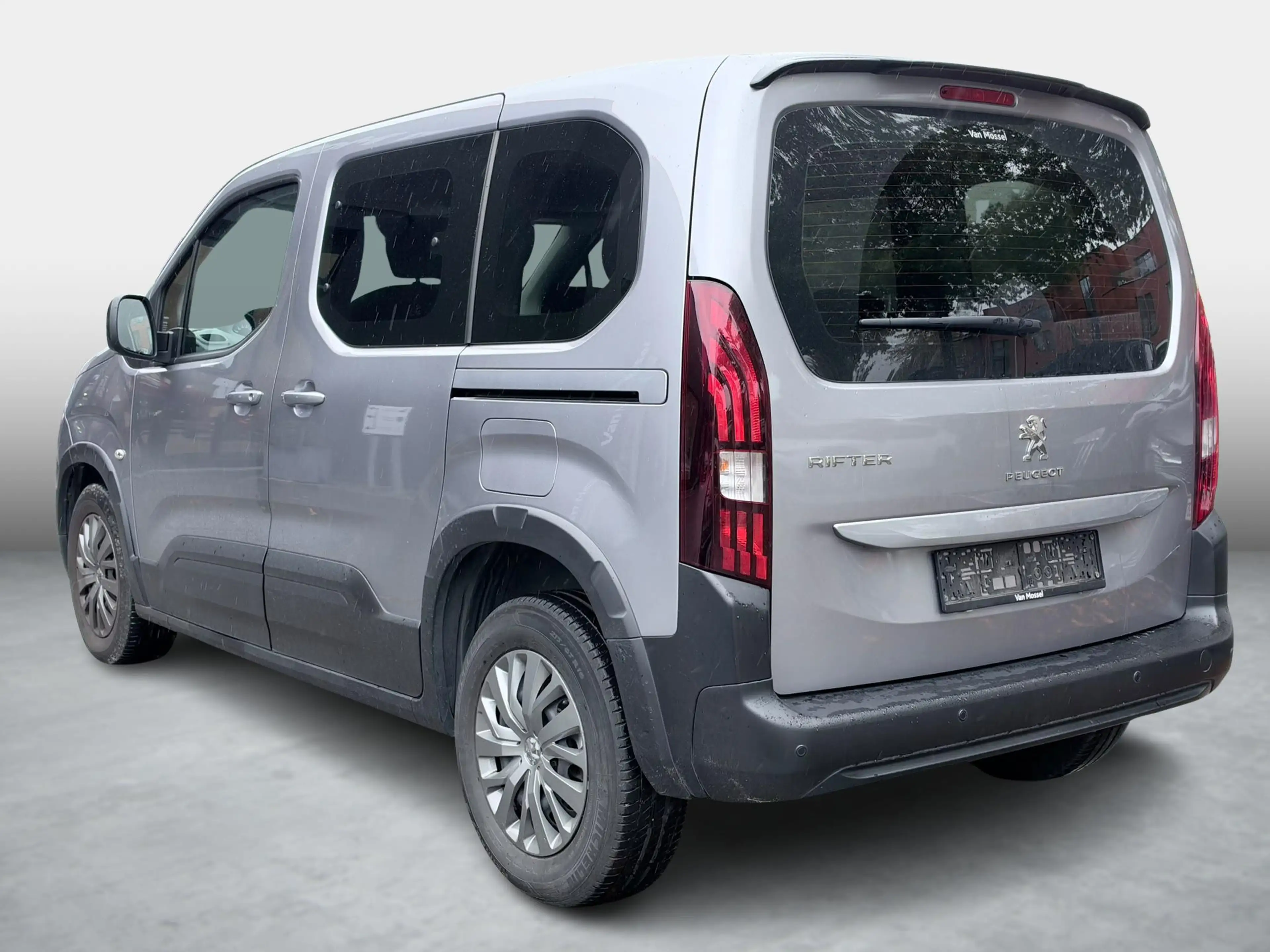 Peugeot Rifter 1.2 PureTech 110 S/S Active — photo 2