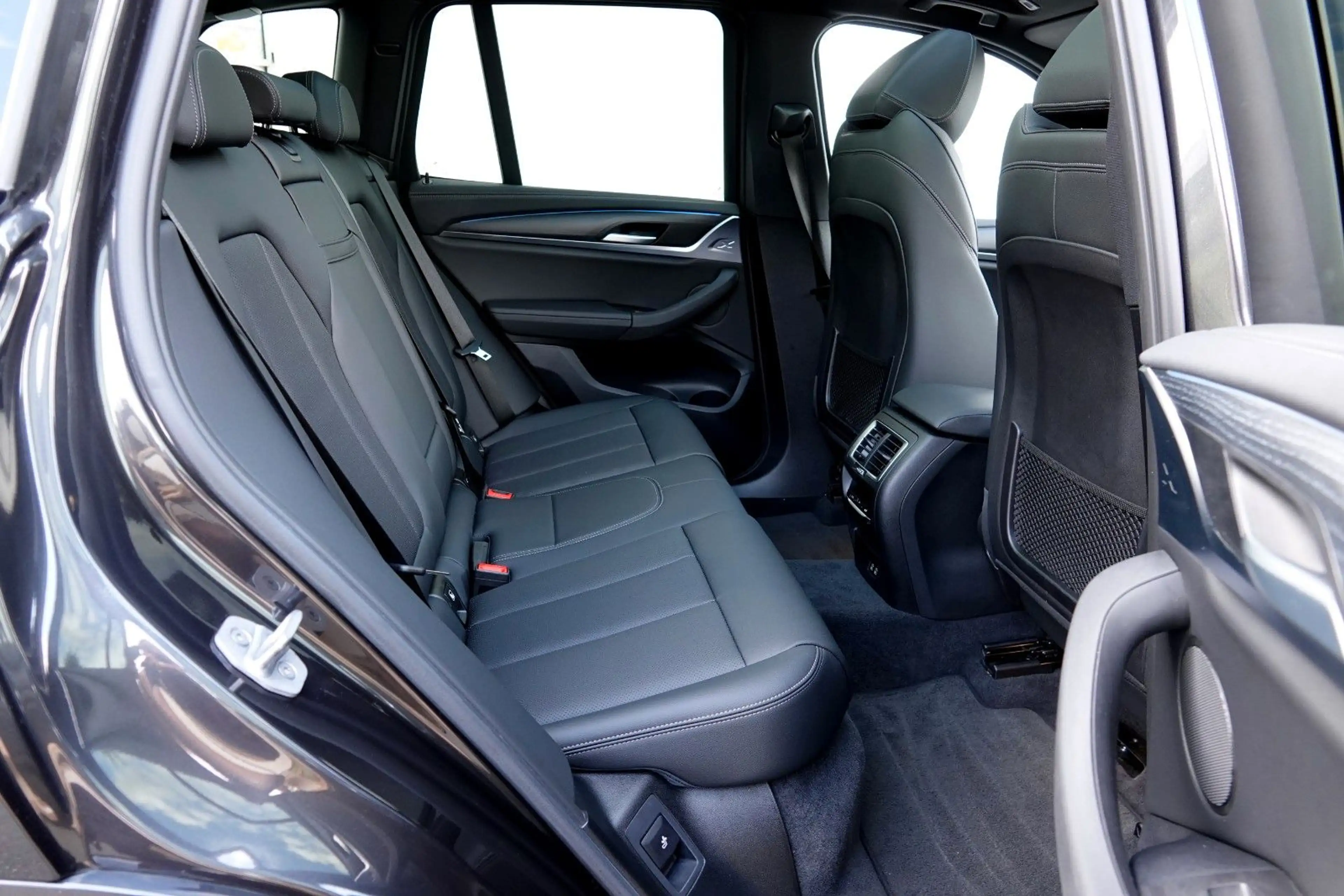 BMW iX3 Inspiring *M SPORT* PANORAMA* GARANTIE* — photo 13