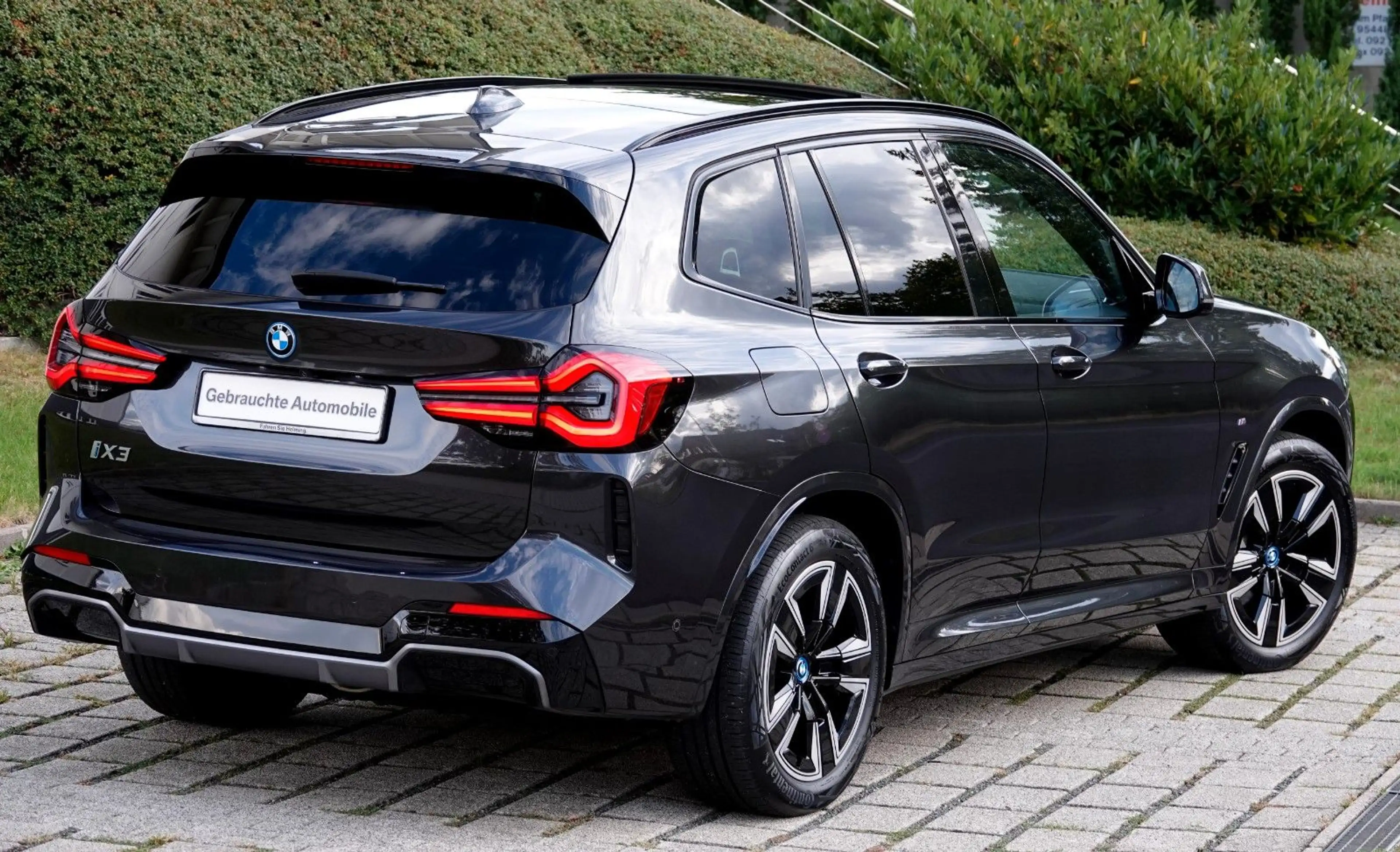 BMW iX3 Inspiring *M SPORT* PANORAMA* GARANTIE* — photo 3