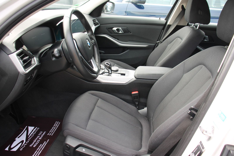 BMW 330 d Touring xDrive 1.Hand HUD LED LiveCockpit — photo 8