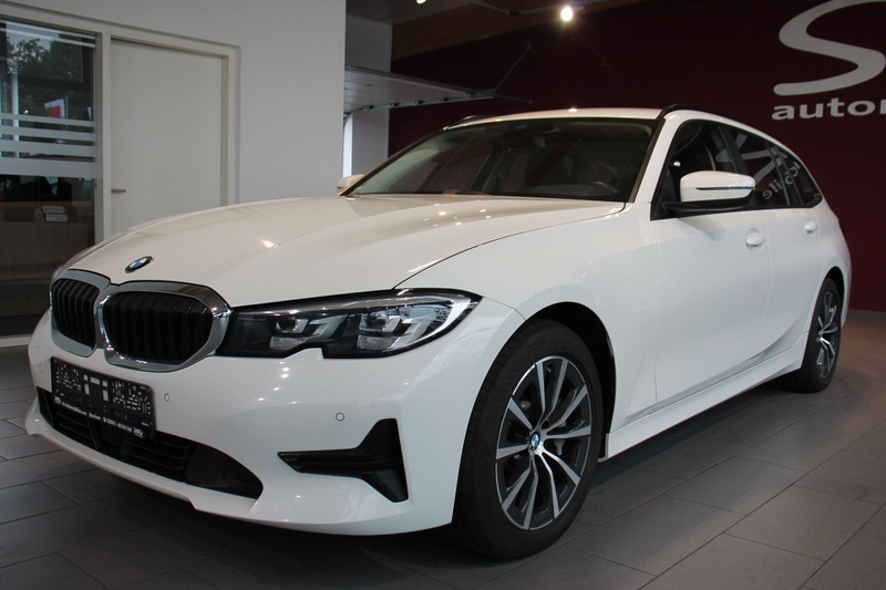 BMW 330 d Touring xDrive 1.Hand HUD LED LiveCockpit — photo 3