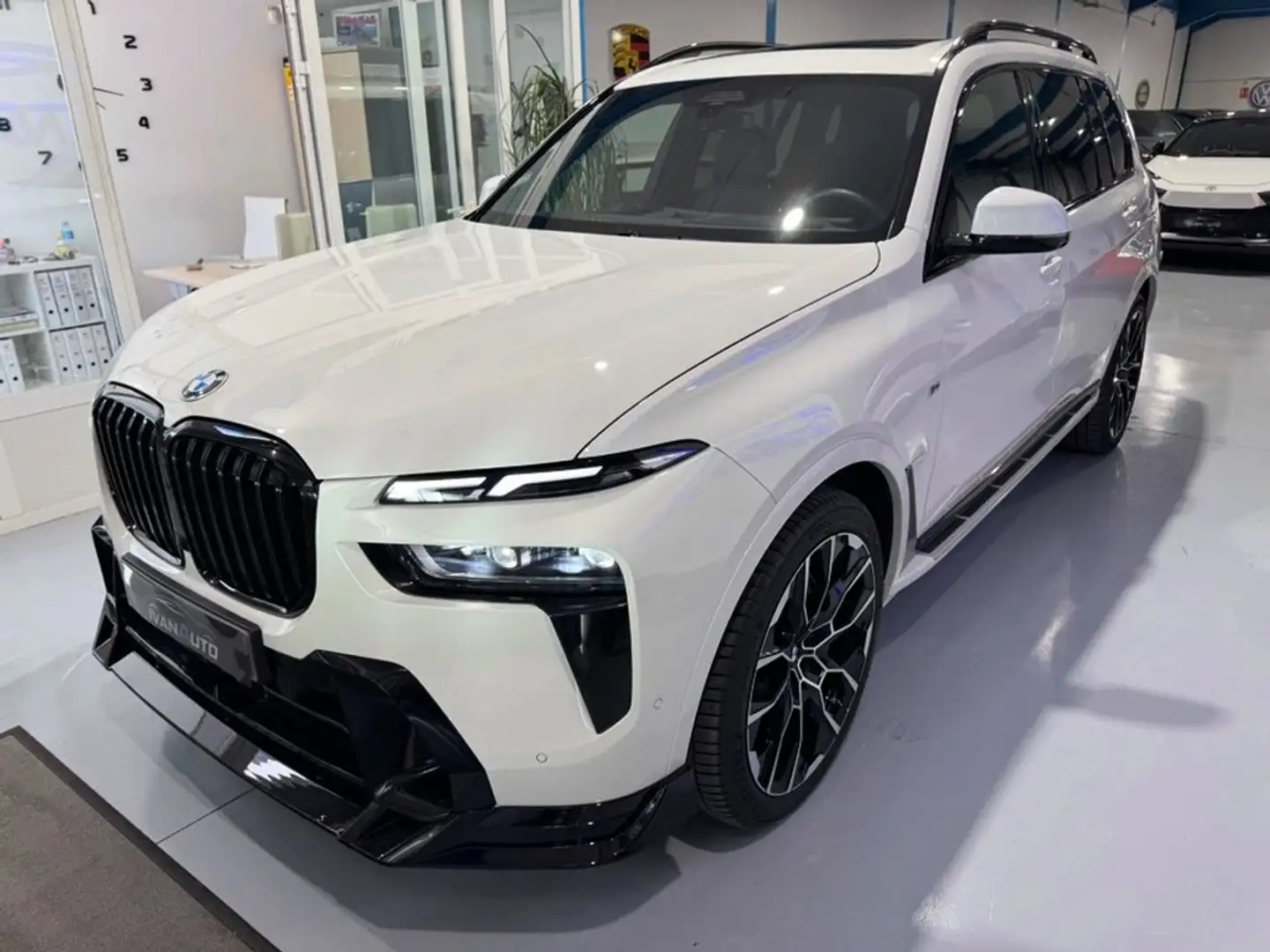 BMW X7 xDrive40d Blanco - 2