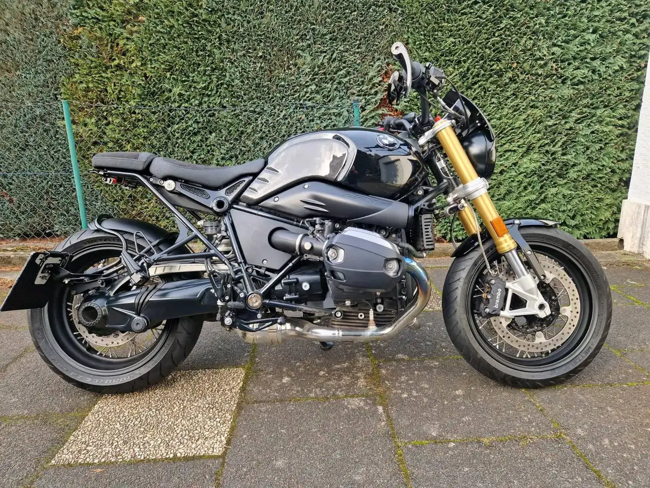 BMW R nineT