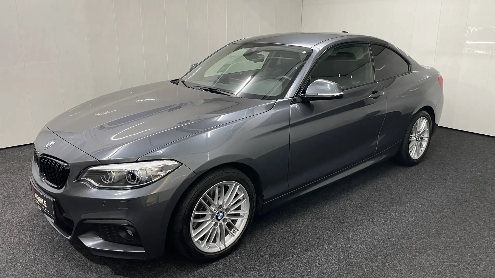 BMW 220 d M Sport Automatik  Aus 1.H XENON SHZ NAVI KAMERA Grau - 1