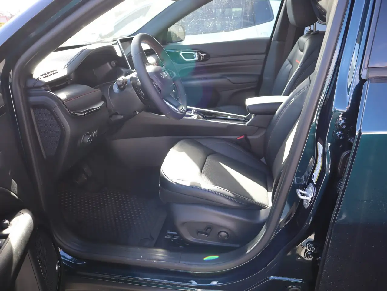 Jeep Compass снимка Jeep Compass