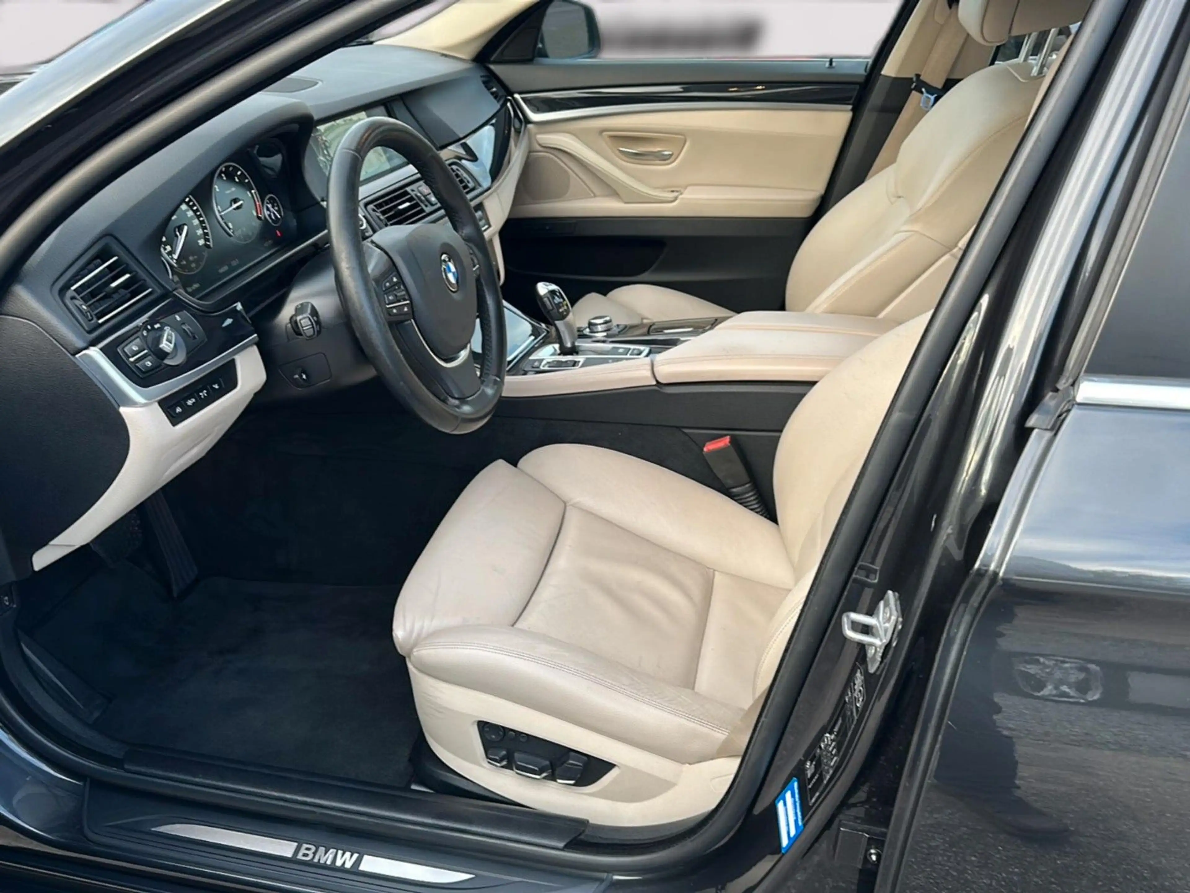 BMW 525 5 Touring 525 d — photo 9