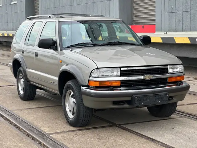 Chevrolet Blazer LT DEUTSCH Neuwertig
