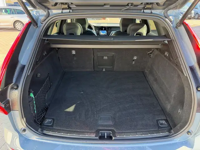 Volvo XC60 view 15