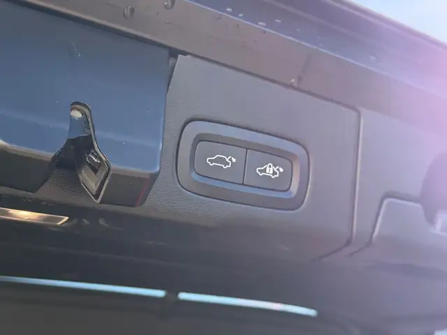 Volvo XC60 view 14