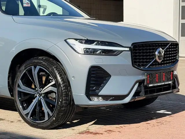 Volvo XC60 view 12