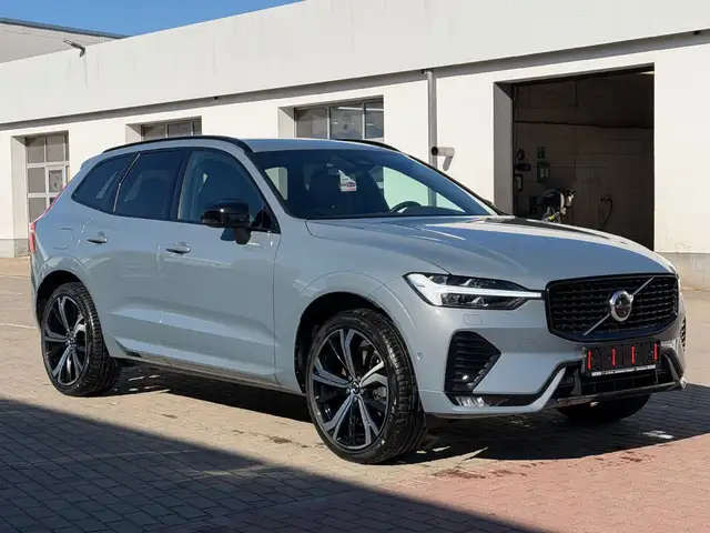 Volvo XC60 view 11