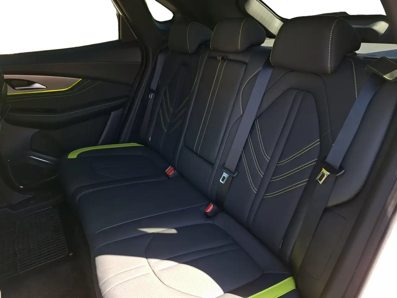 Forthing T5 Evo 2024 — фото 10