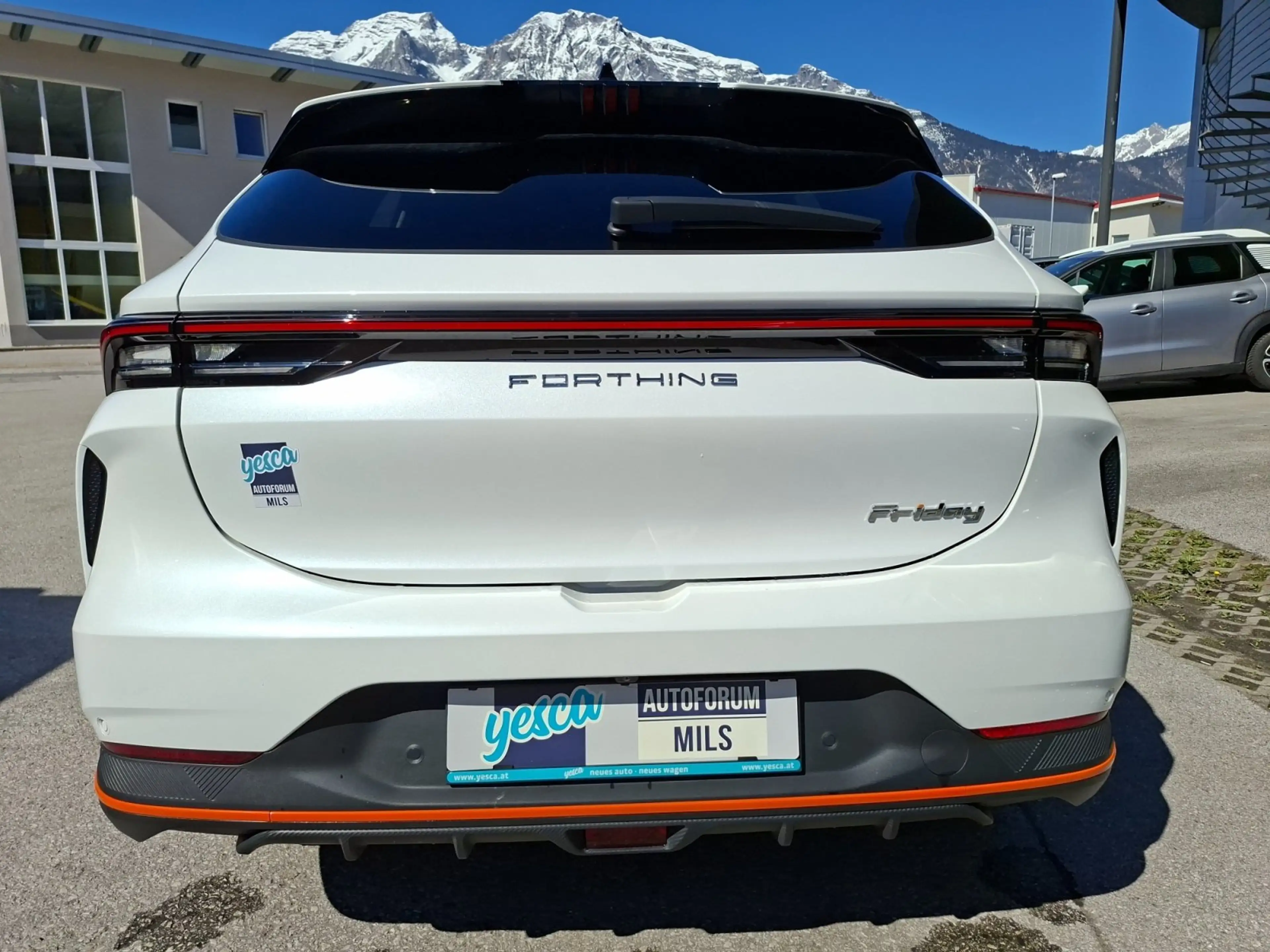 Forthing T5 Evo 5 EV Elektro — photo 7