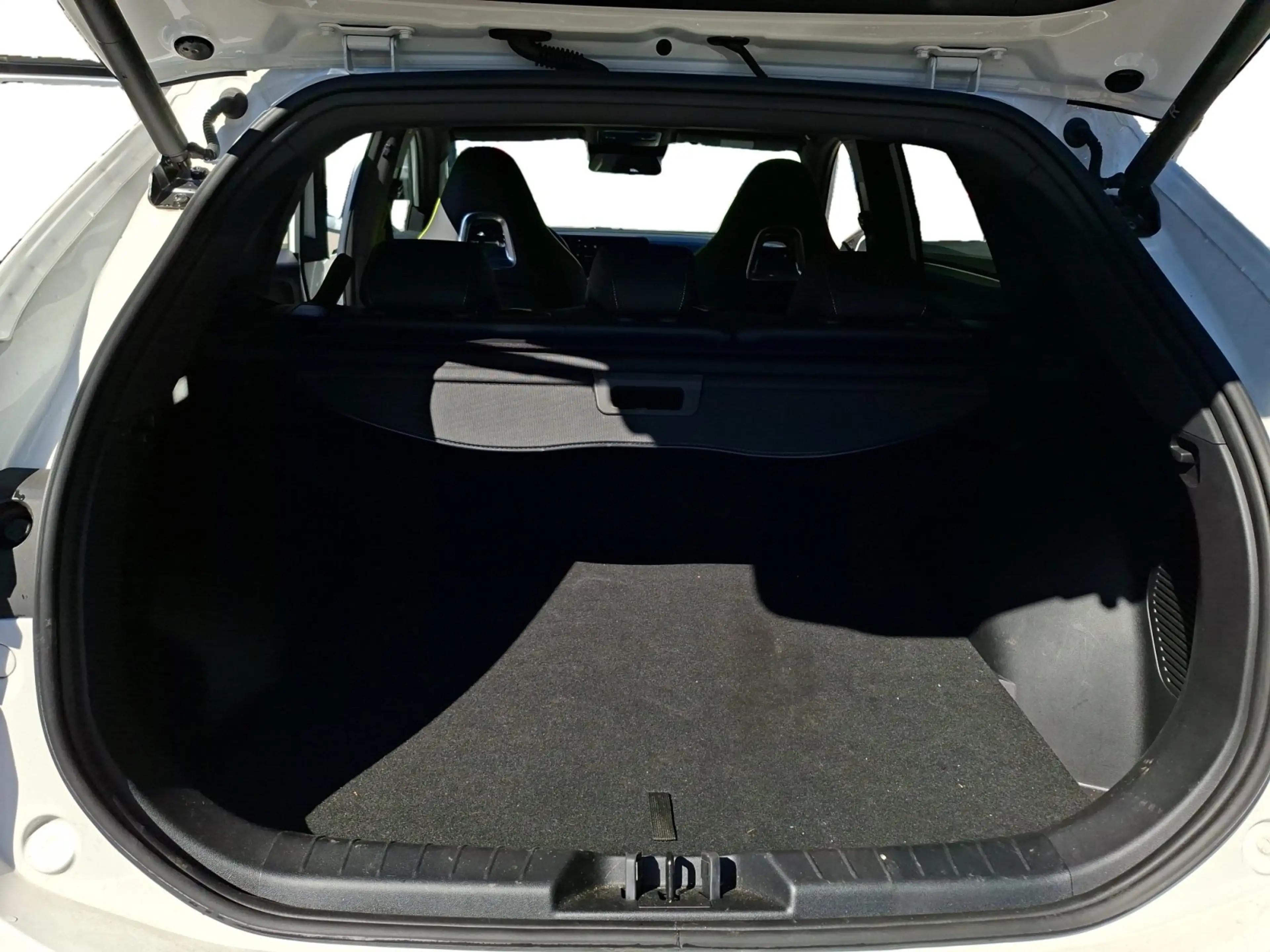 Forthing T5 Evo 5 EV Elektro — photo 11