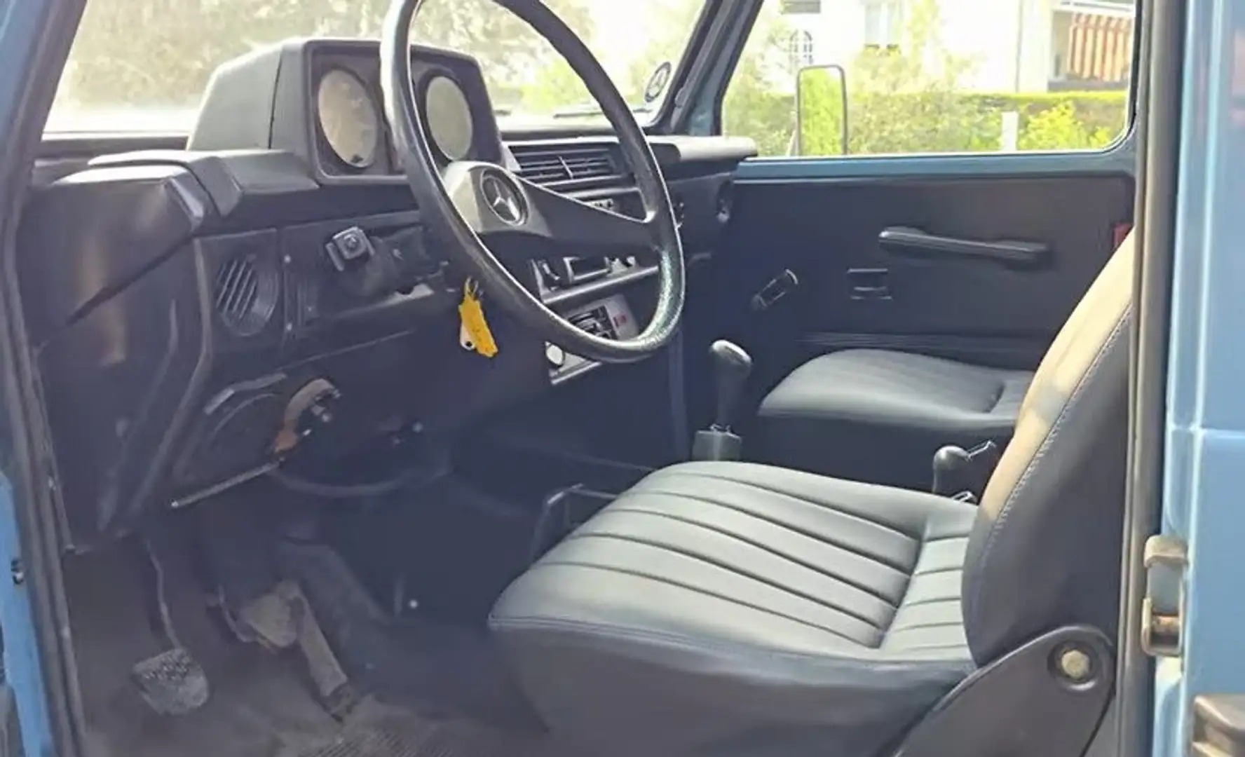 Mercedes-Benz G 300 GD - 2