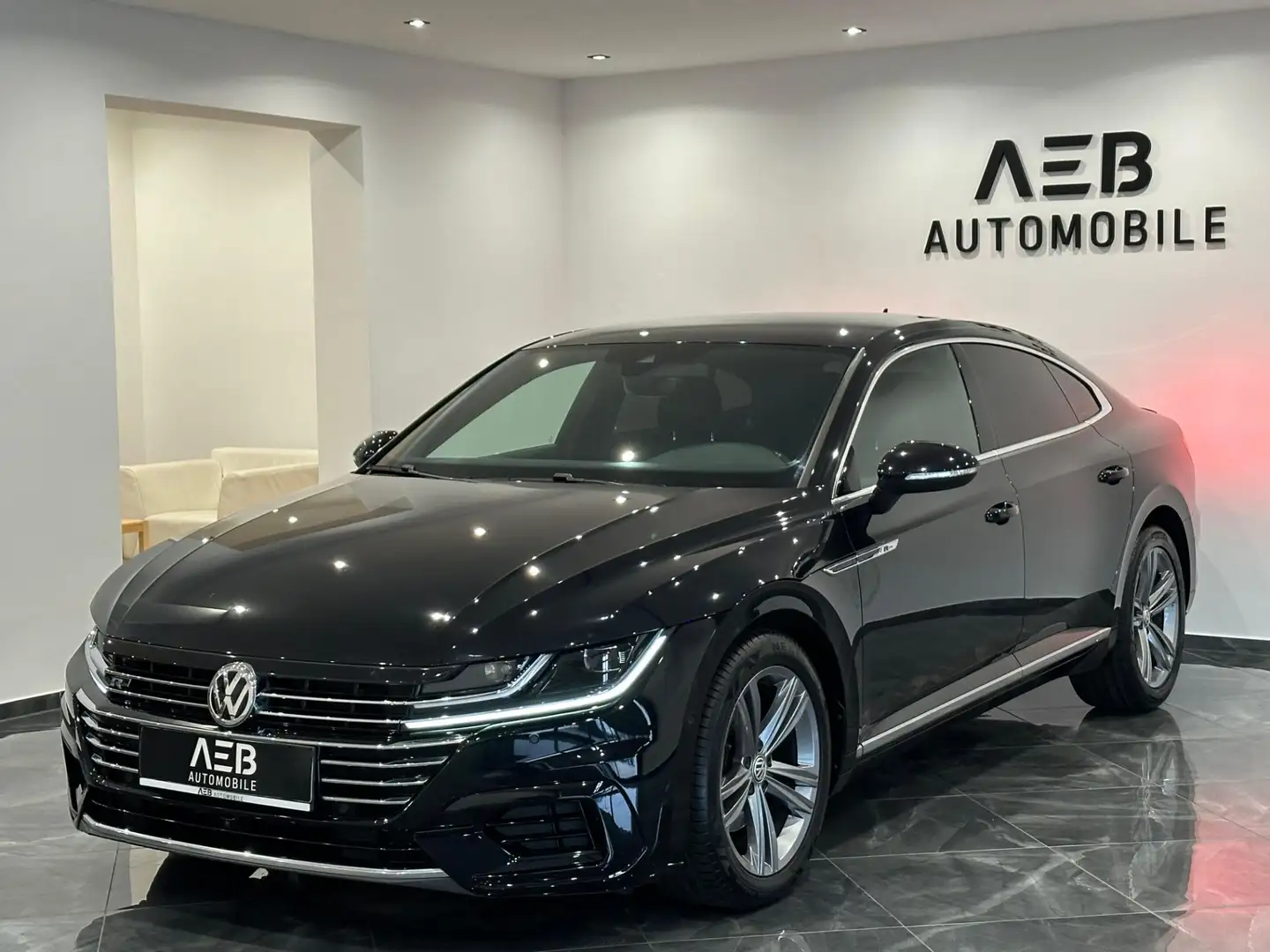Volkswagen Arteon 2.0 TDI R-Line**Digital Tacho**Area View**ACC**SH Noir - 1