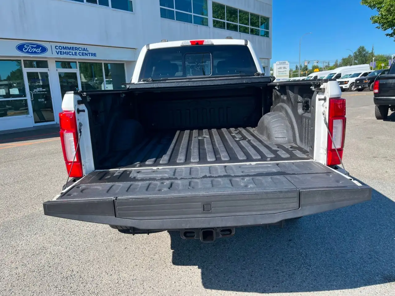 Ford F 350 снимка Ford F 350