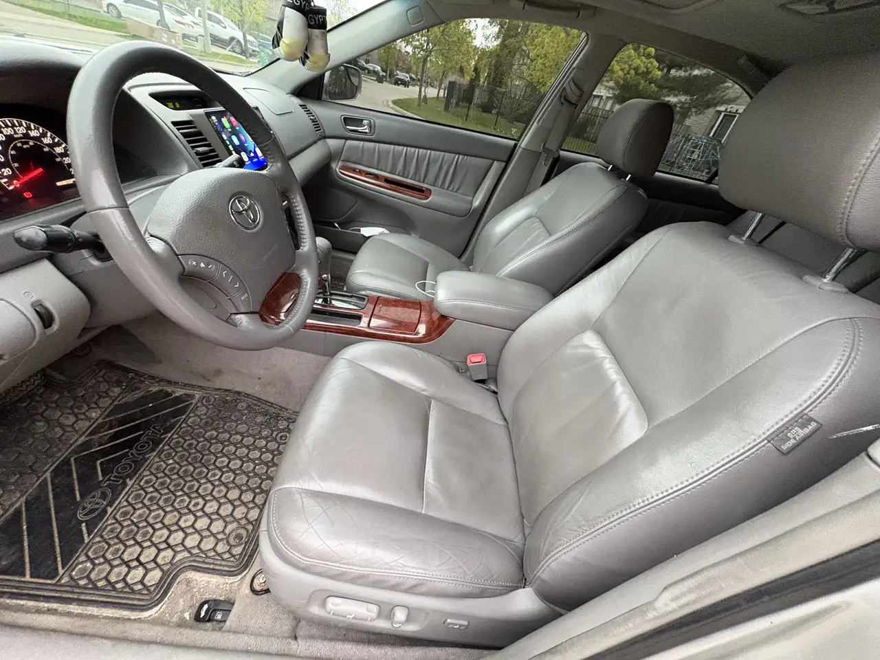 Toyota Camry снимка Toyota Camry